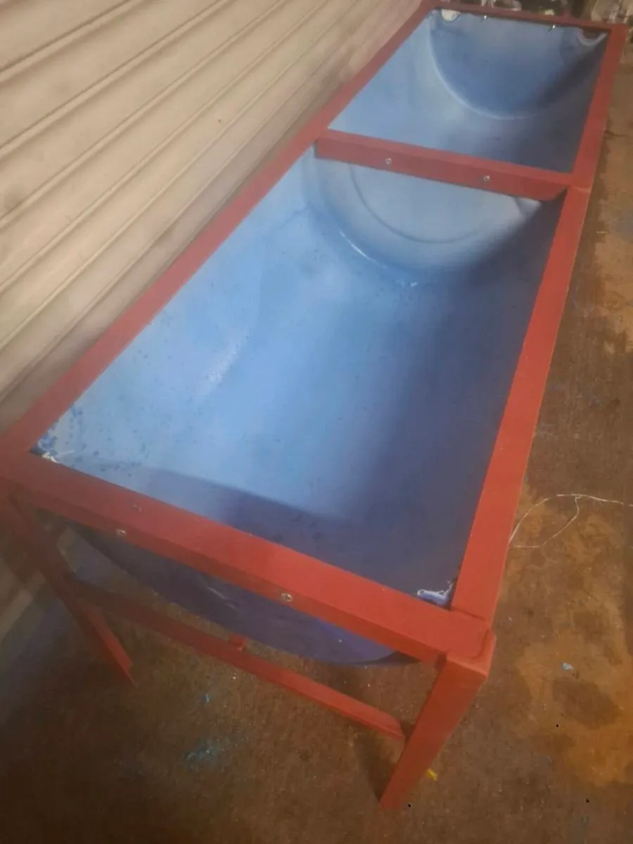 Feed trough - Image 2