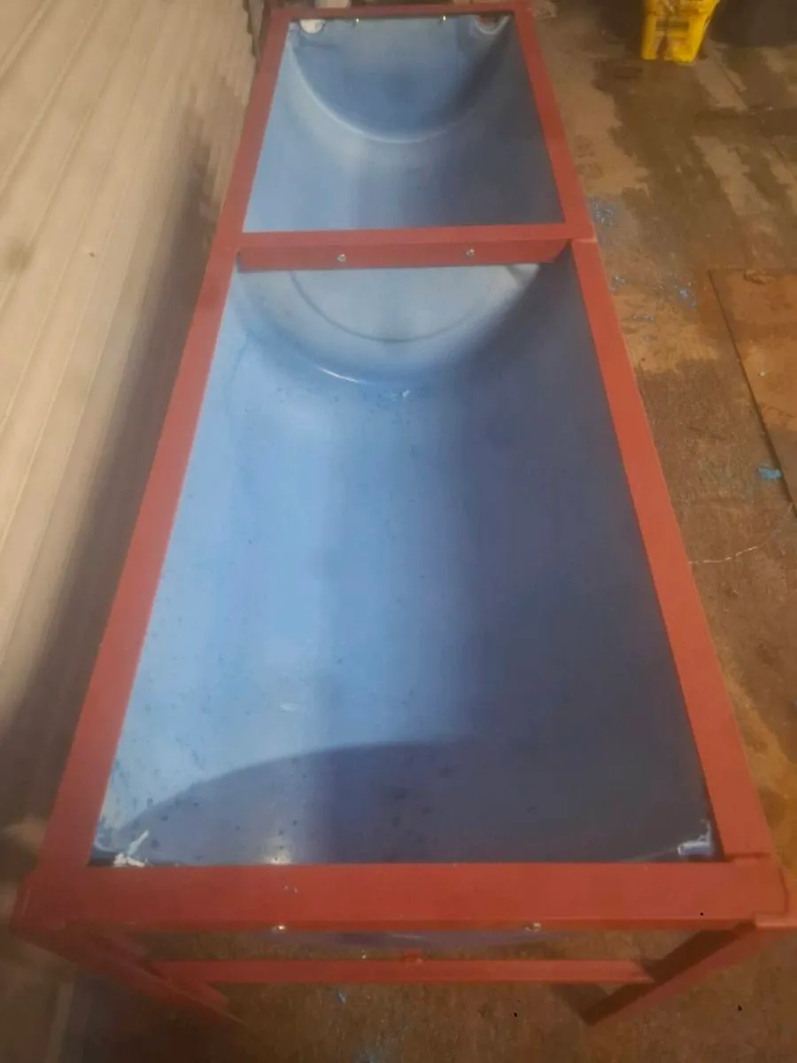 Feed trough - Image 3