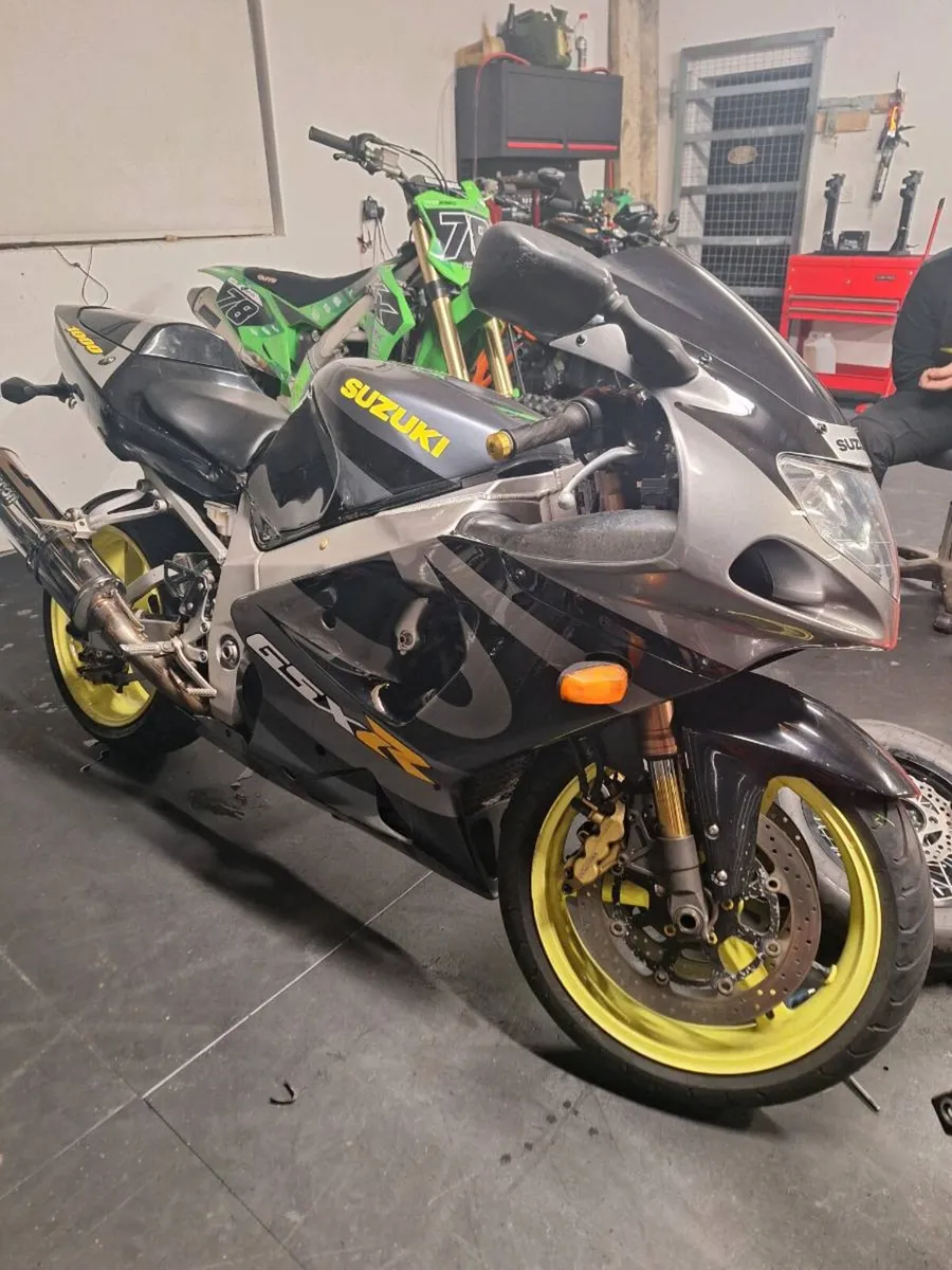 Gsxr 1000 k1 - Image 1
