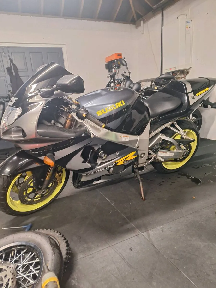 Gsxr 1000 k1 - Image 2