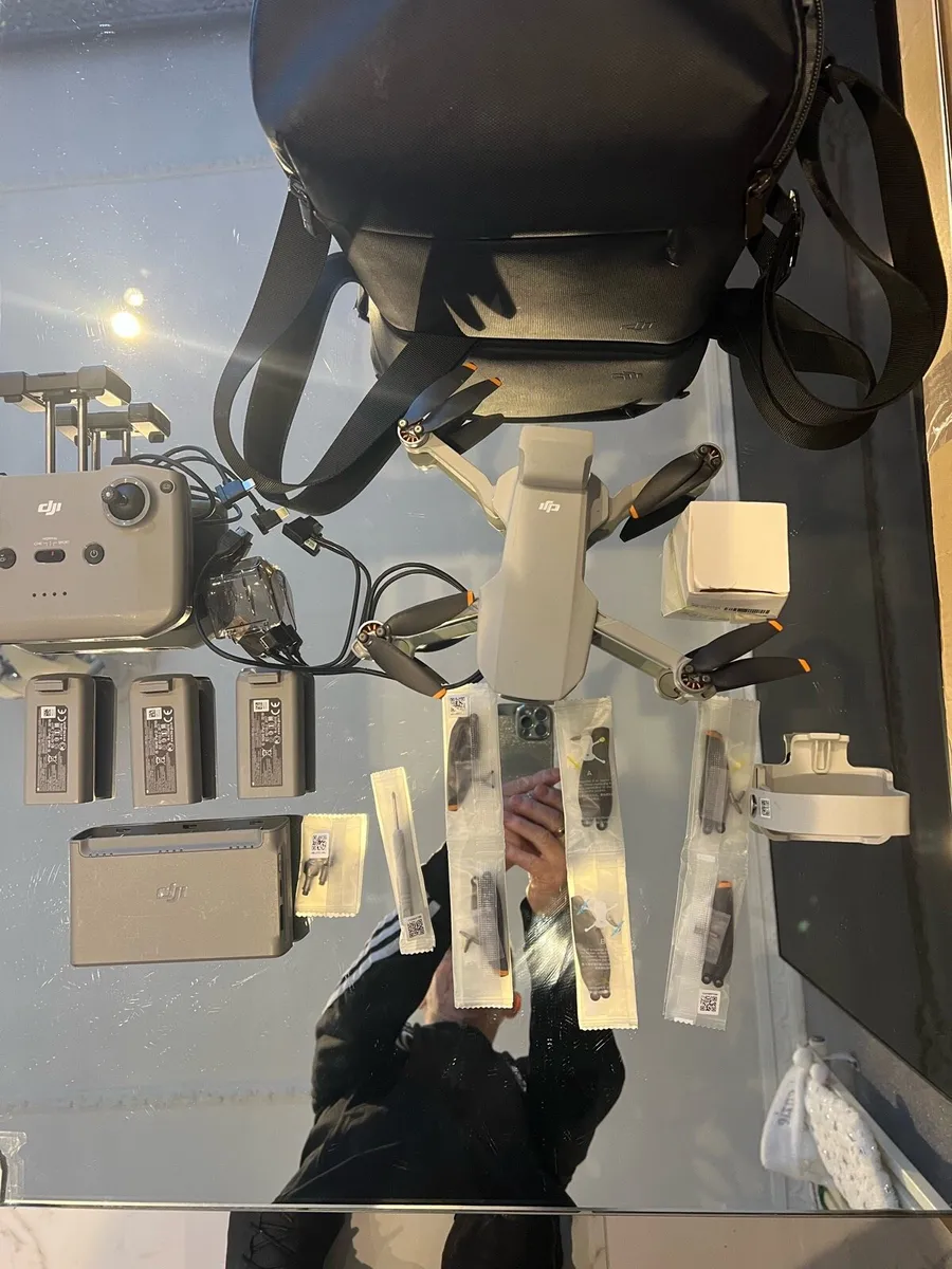 Dji mini 2 as new - Image 1