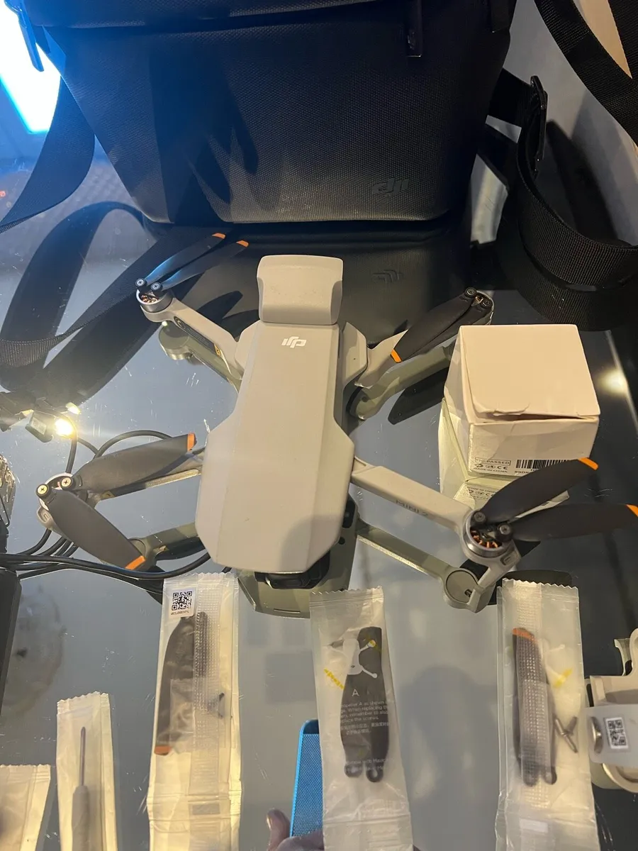 Dji mini 2 as new - Image 4