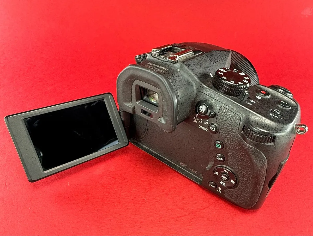 Panasonic Lumix DMC-FZ1000 (repair/parts) - Image 2
