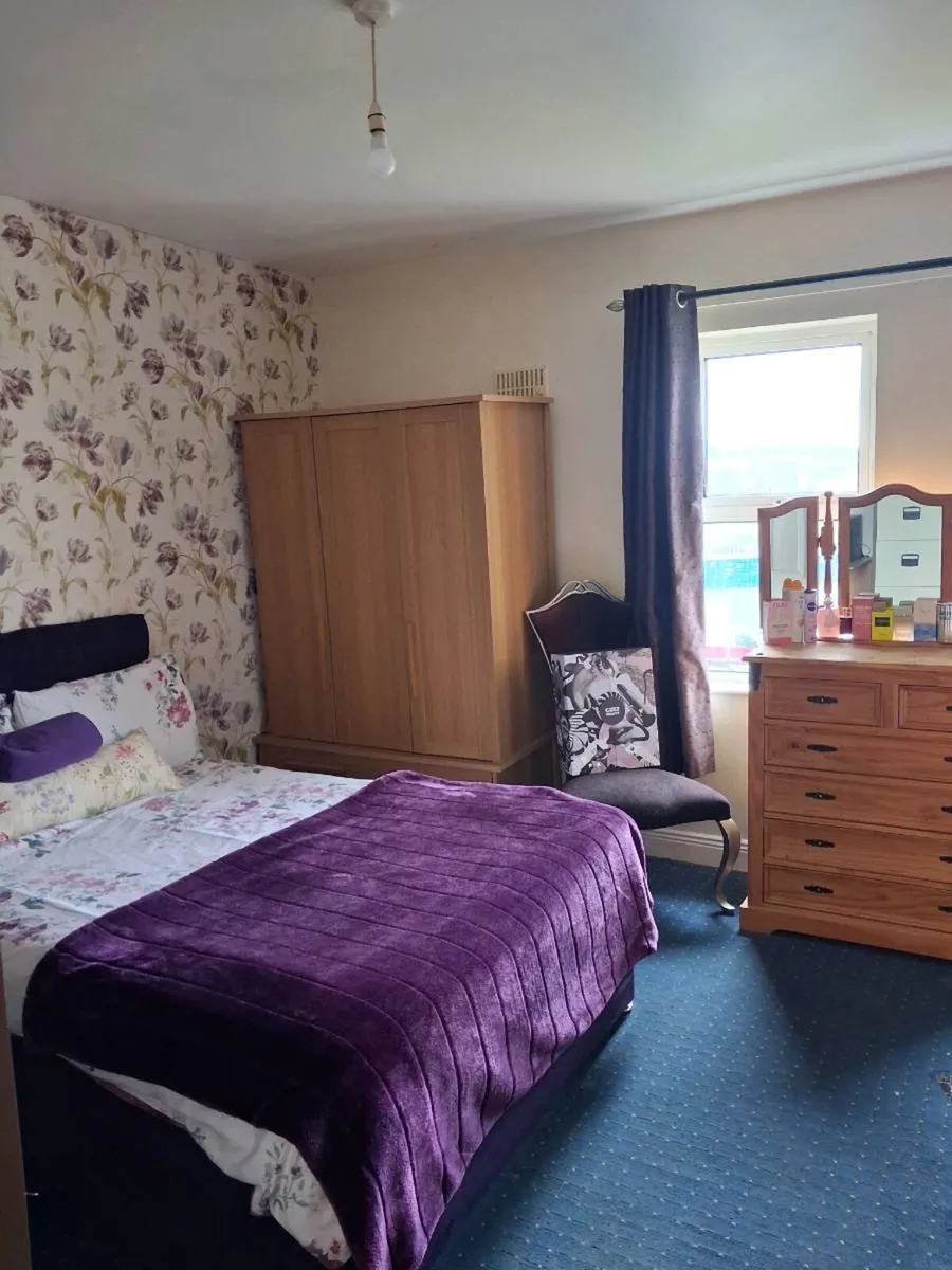 Treble Door Wardrobe with Four Drawers Below - Image 2