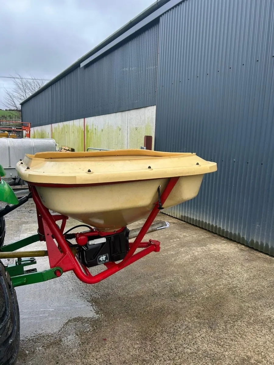 VICON 753 WAGTAIL SOWER - Image 1