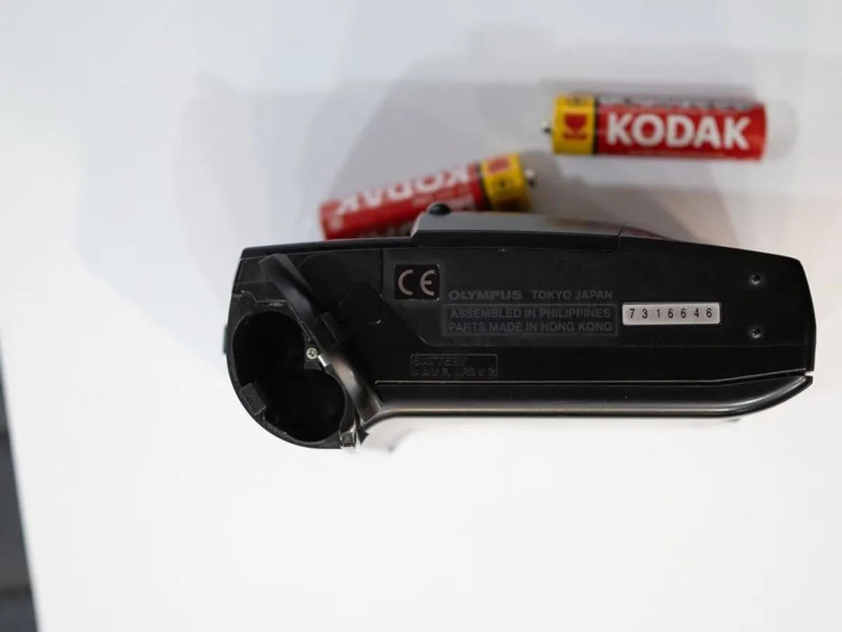 Olympus Trip 300 - Image 4