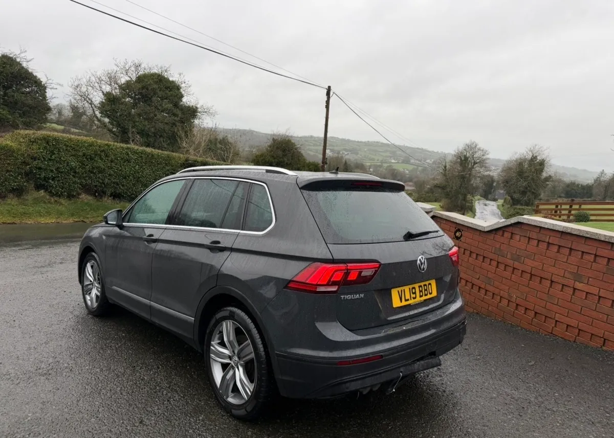 2019 Volkswagen Tiguan - Image 4