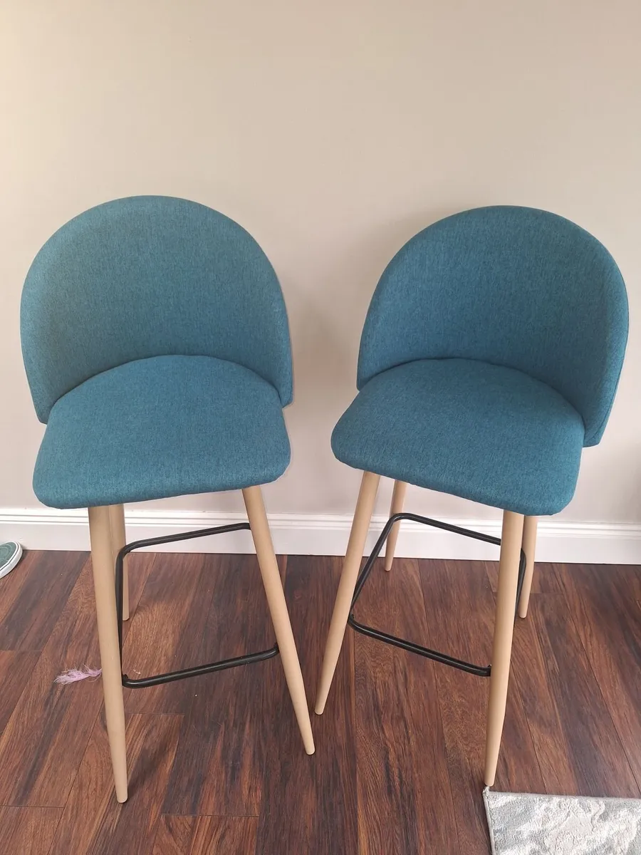 Island/Counter Stools X 2 - Image 1