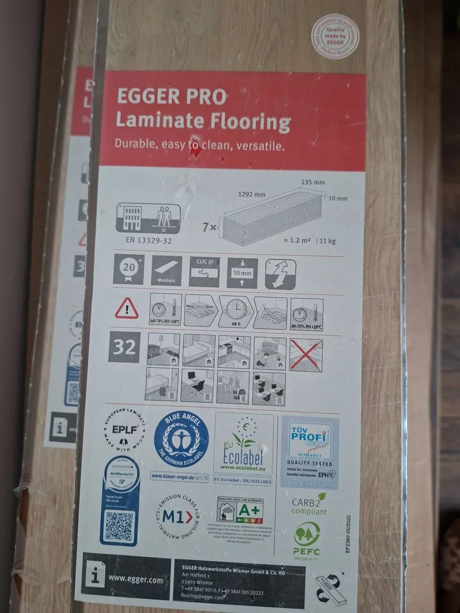 Egger Pro Dunnington Light Laminate flooring - Image 1