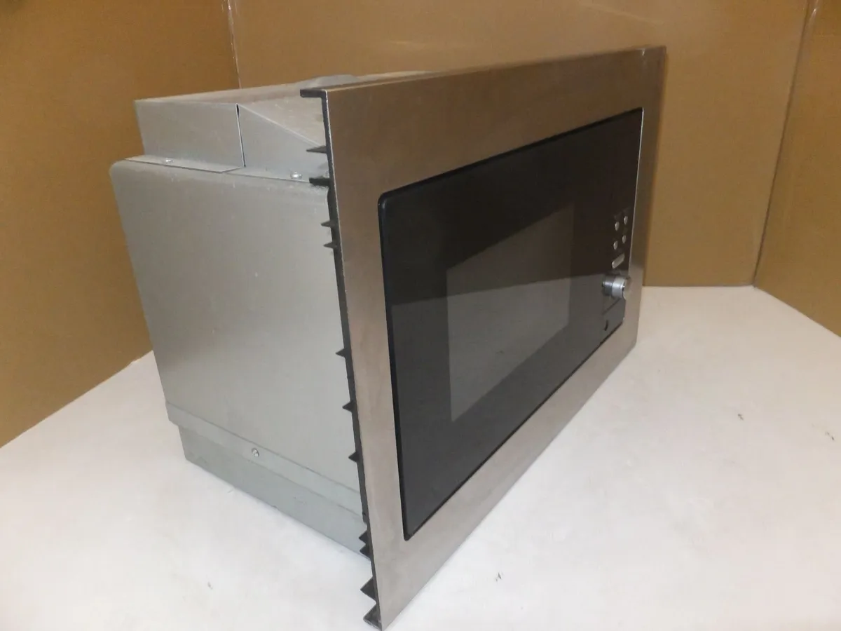 Built in Microwave - Image 3