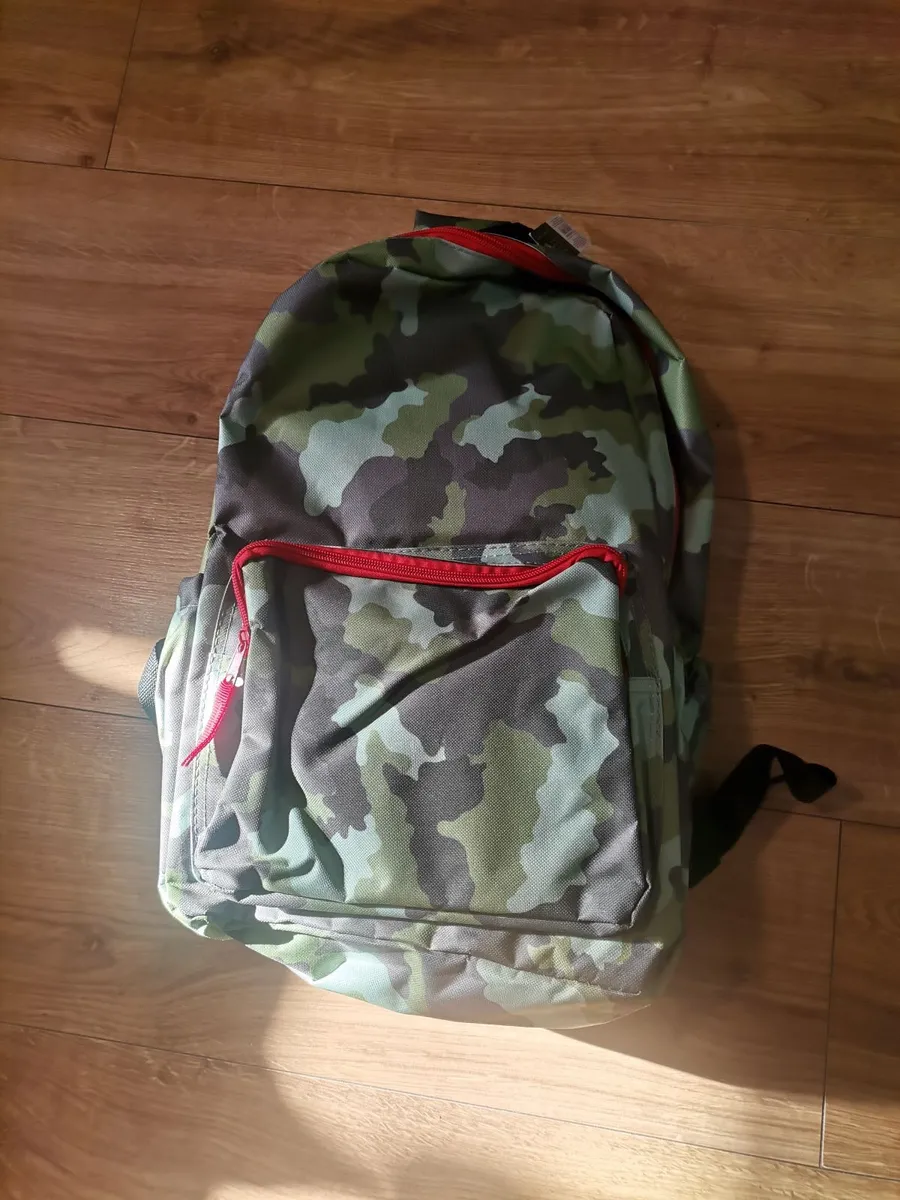 kids school bag - Image 1