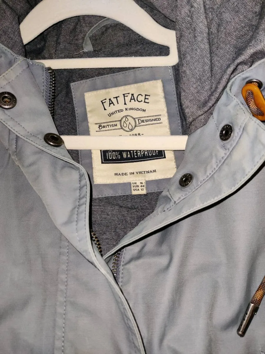 Fat Face Waterproof Woman Jacket - Image 2