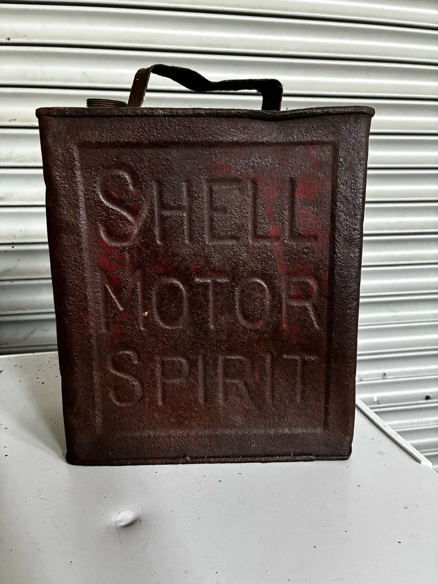 Old petrol cans - Image 1