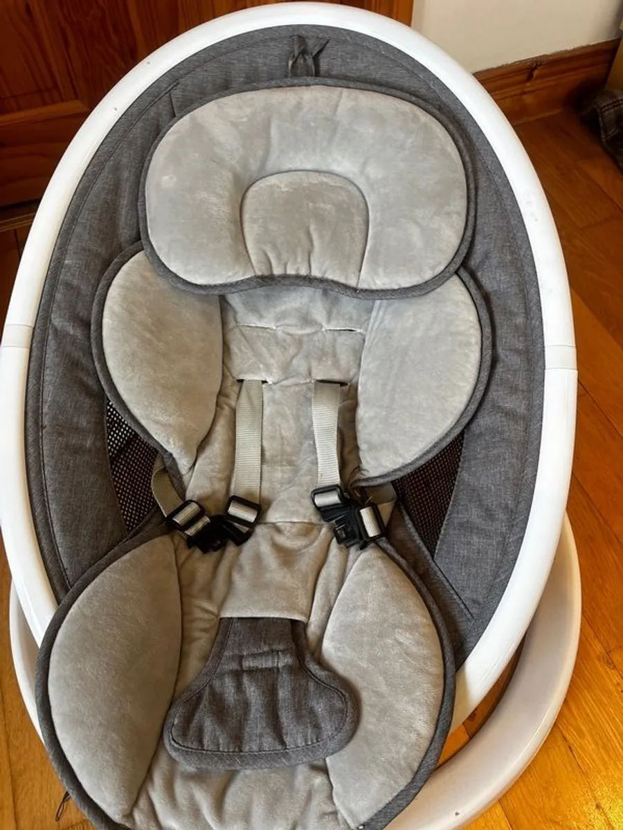 munchkin baby swing - Image 3