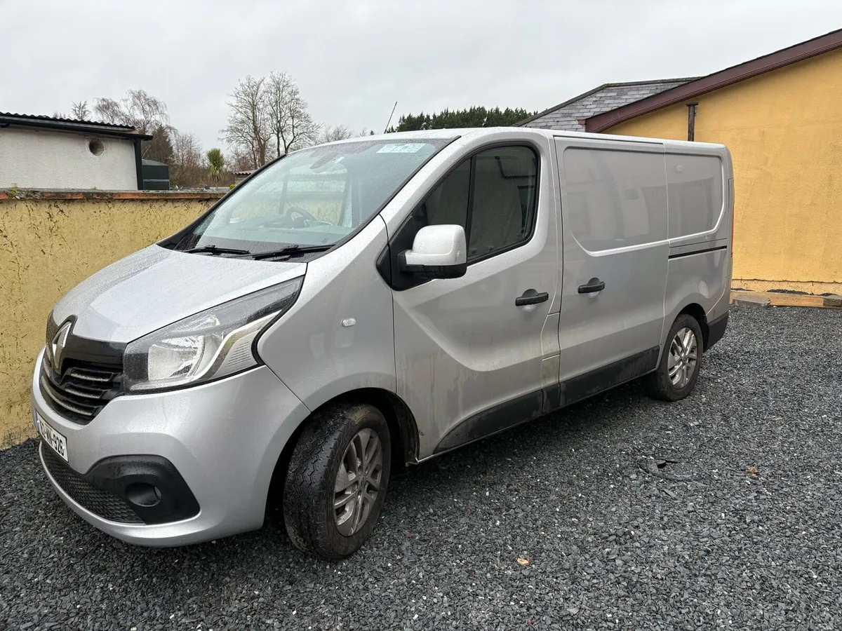 Renault traffic - Image 2