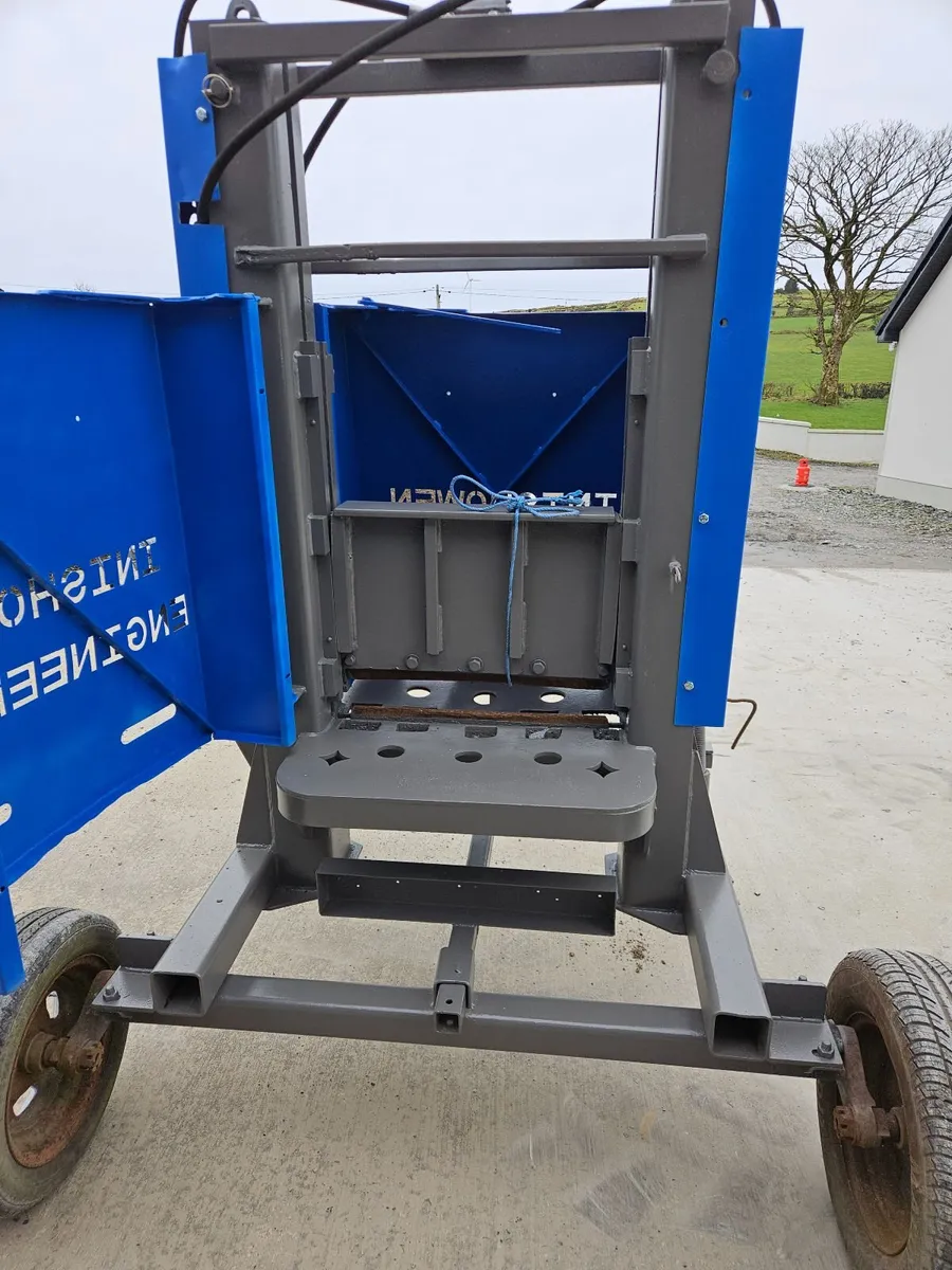 Stone cutter/guillotine - Image 2