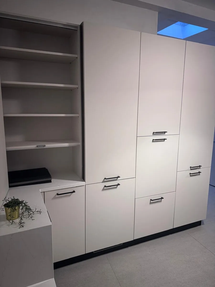 German Kitchen displays for sale - Image 2
