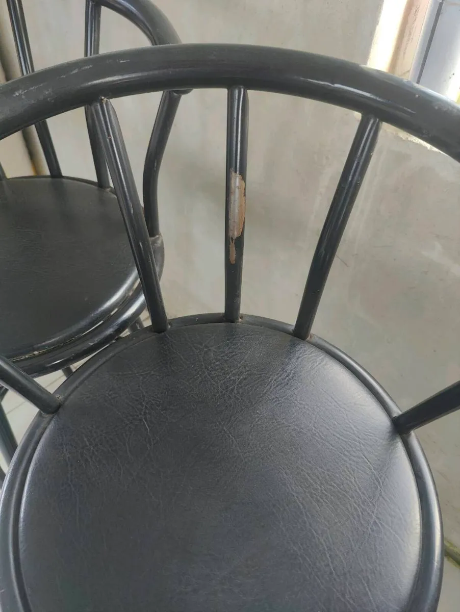 Black high stool swivel chairs - Image 4