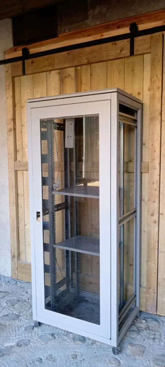 Server storage - Image 1