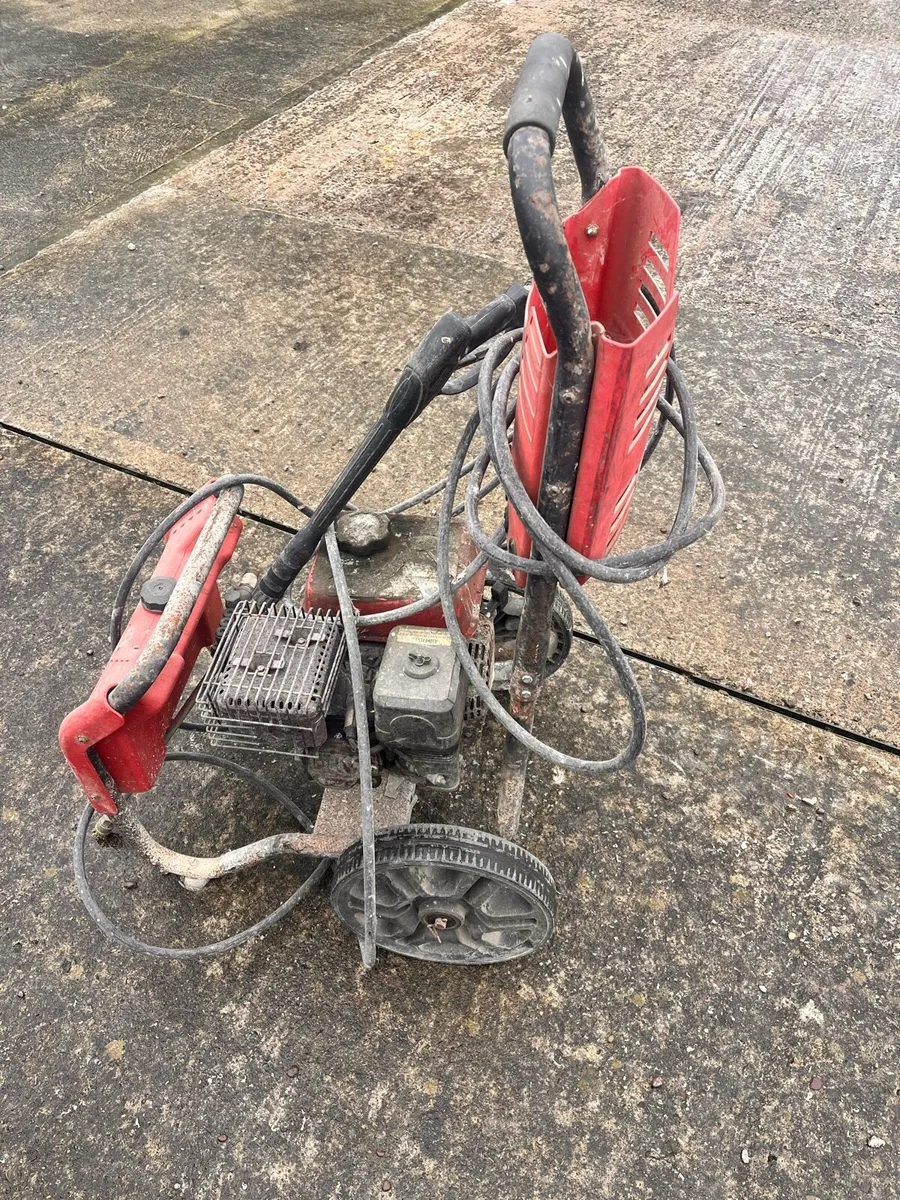 Power washer for sale - Image 1