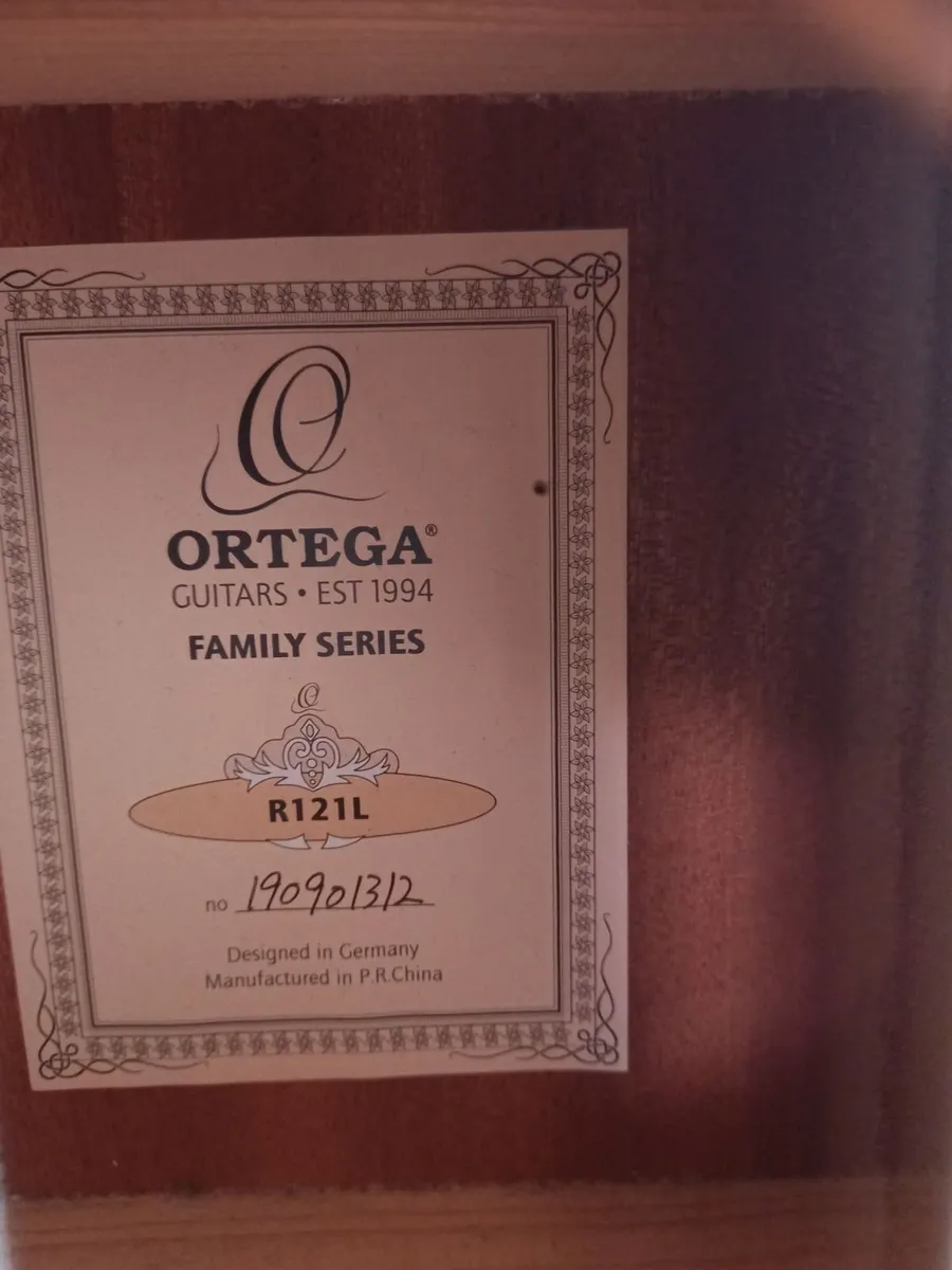 Left handed guitar - Image 3