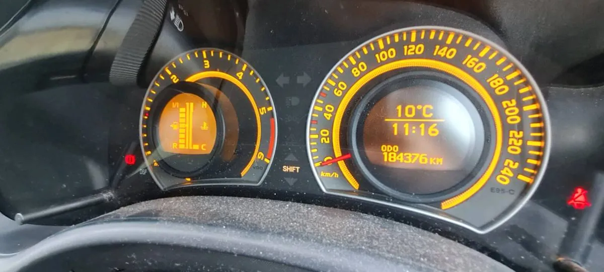 2010 Toyota Corolla 1.4 Diesel - Image 3