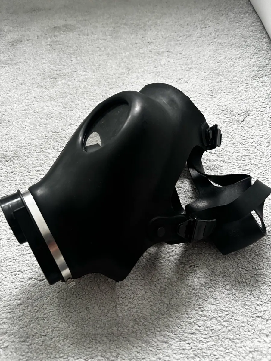 Civilian gas mask CBRN NBC protection. New - Image 3
