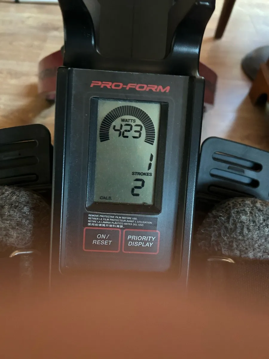 Rowing machine - Image 2