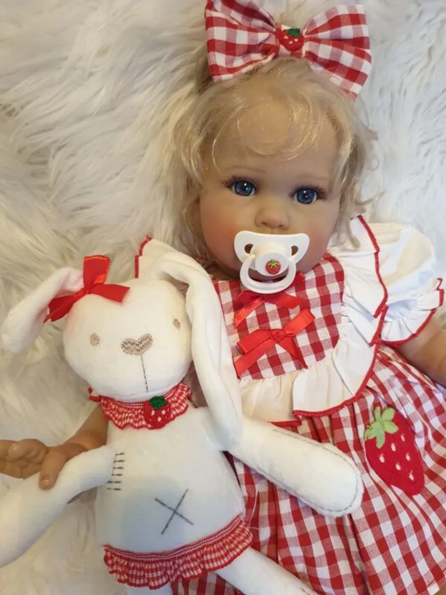 Reborns By Laura.  Stunning 23inch, 7lb Reborn Doll.  Welcome To View - Image 3