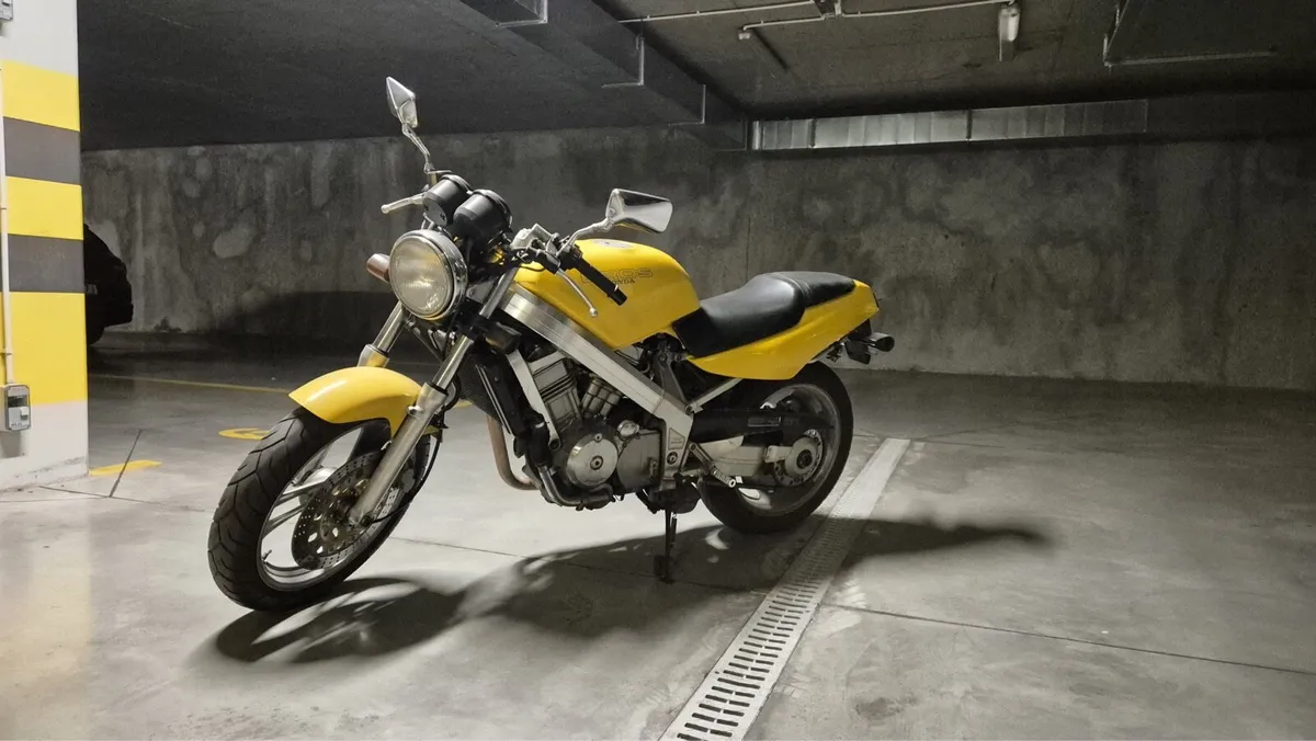 Honda Bross 650 - Image 2