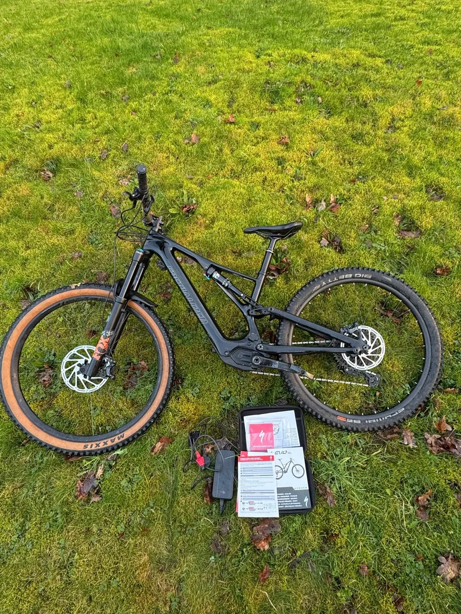 E Specialized Levo SL - Image 1