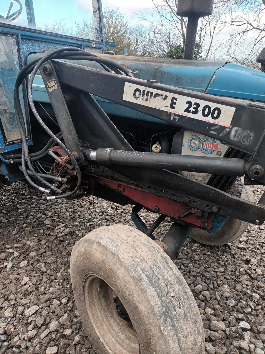 Quicke 2300 loader off ford 5610 - Image 2