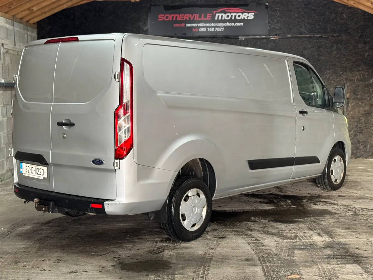 FORD TRANSIT CUSTOM 2.0L LWB  2019 - Image 4