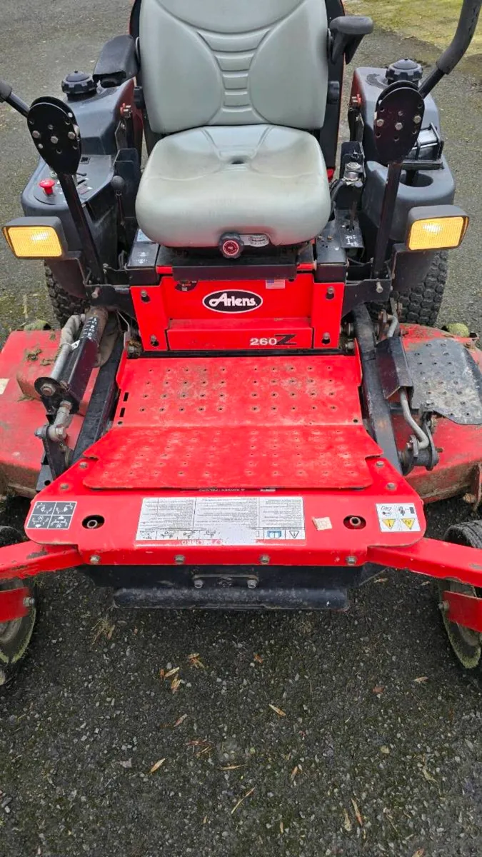 Diesel Zero Turn 60" - Image 4