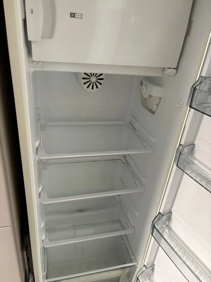 Nordmende retro Fridge Freezer - Image 3