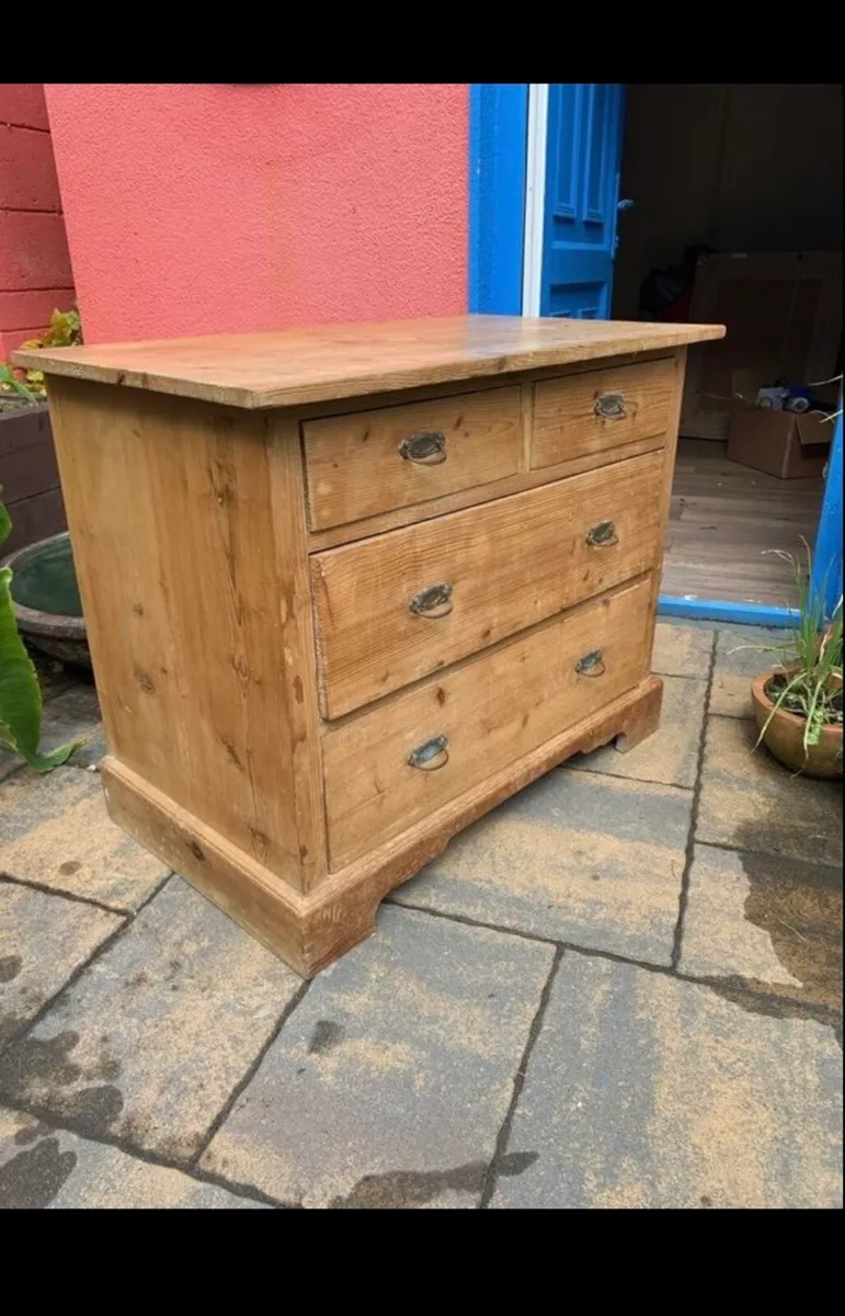 Antique pine set of drawers - Image 1