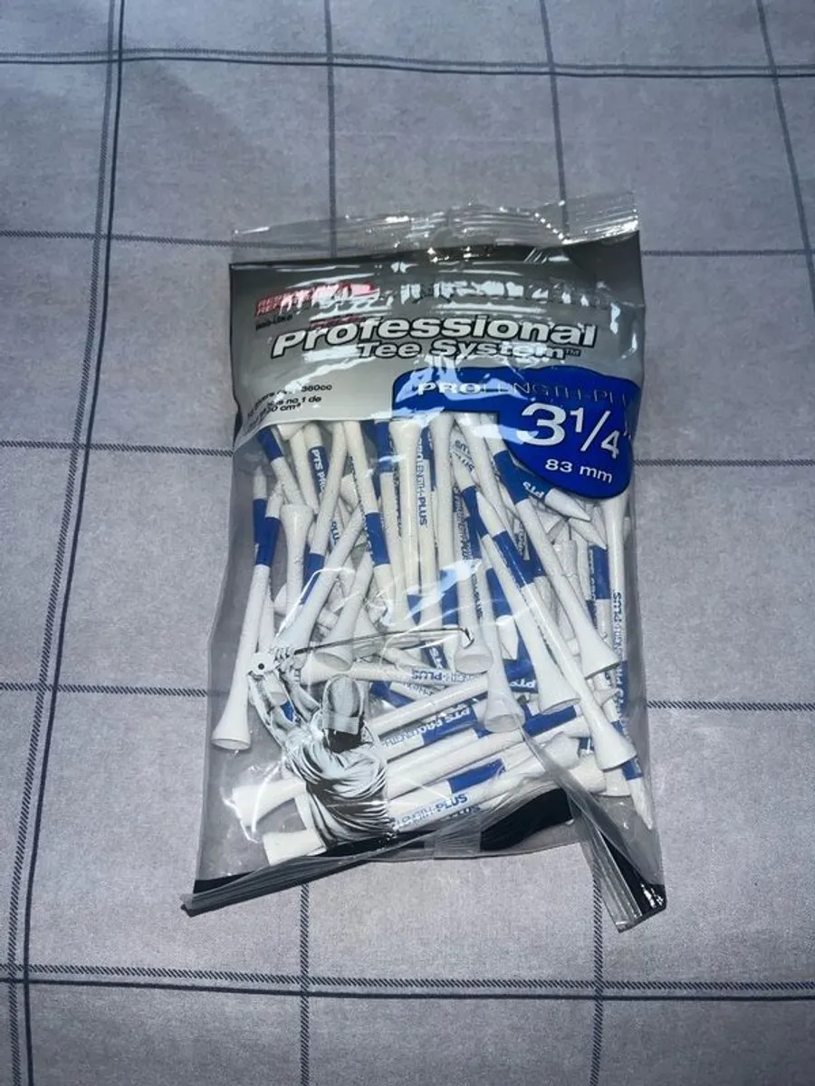 Golf equipment - Image 2