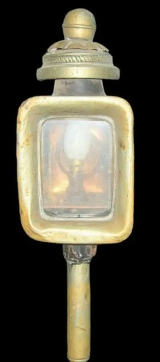 Vintage Original Carriage/Buggy Lamp - Image 3