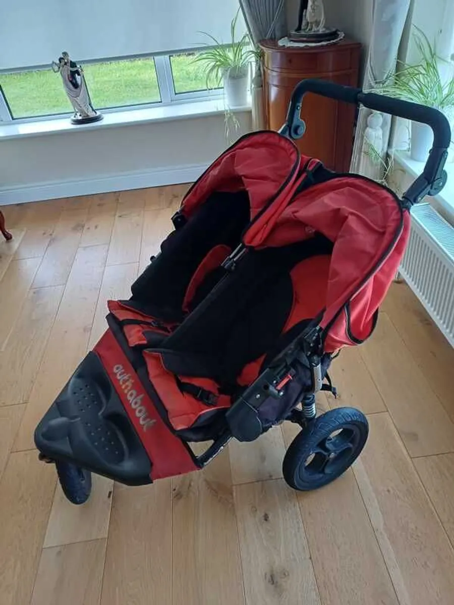 Double buggy - out and about - Image 4