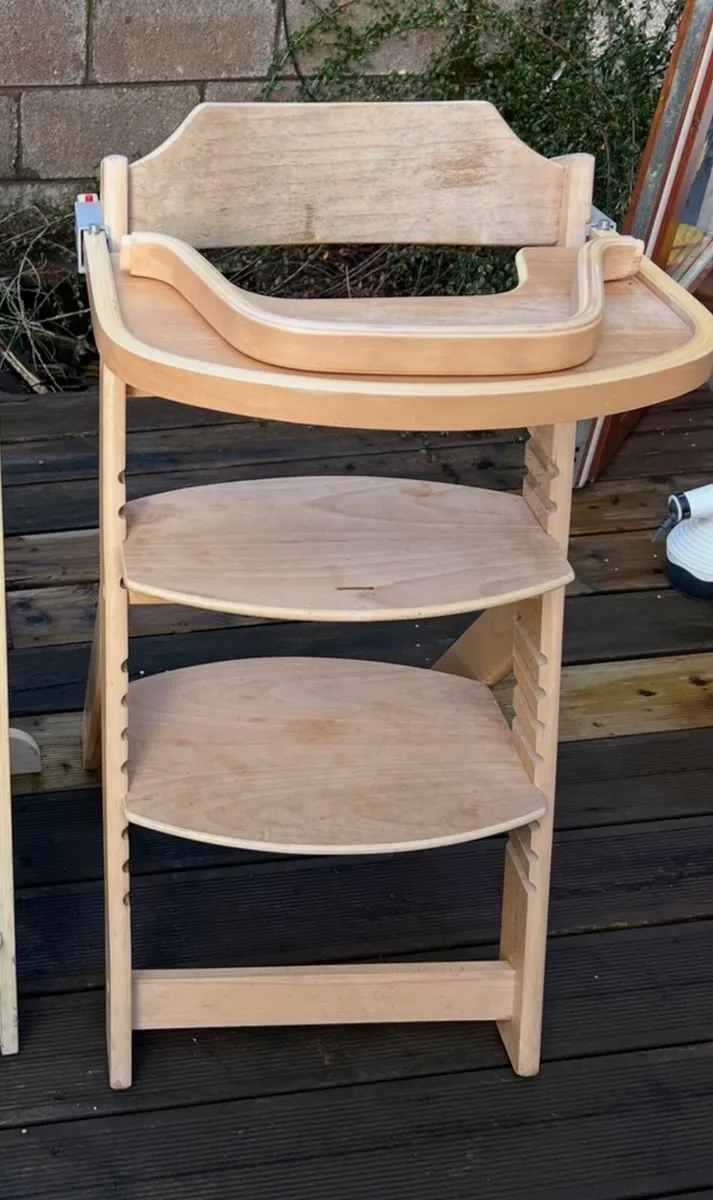 Babylo Adjustable high chair