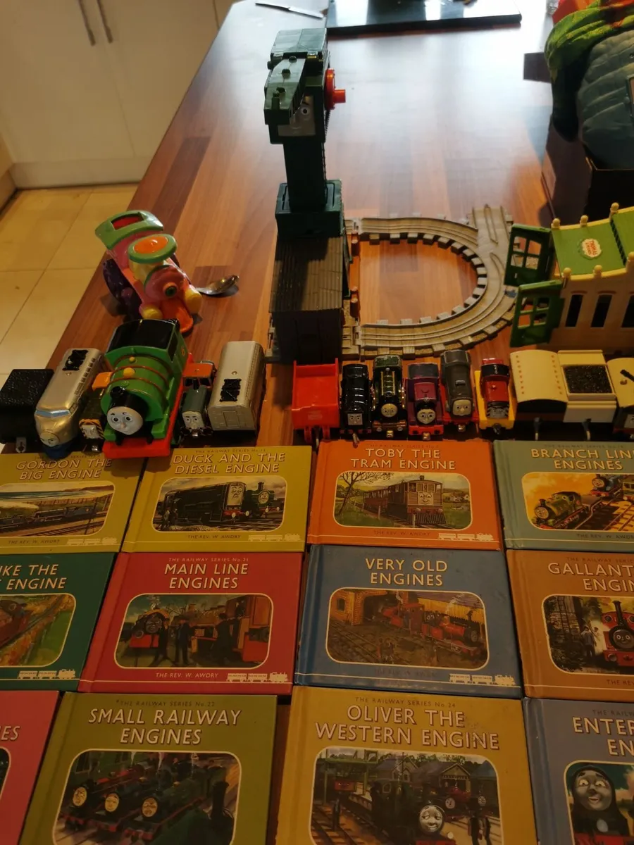 Thomas the tank engine - Image 4