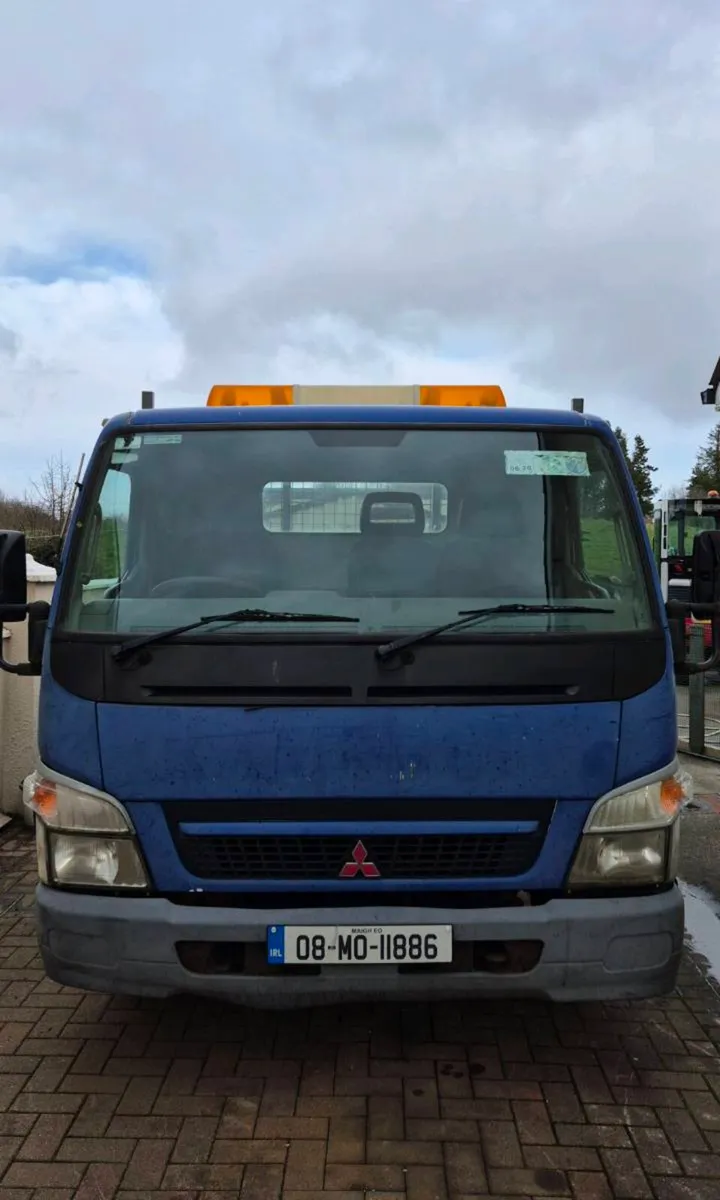 Mitsubishi Canter 2008 - Image 1