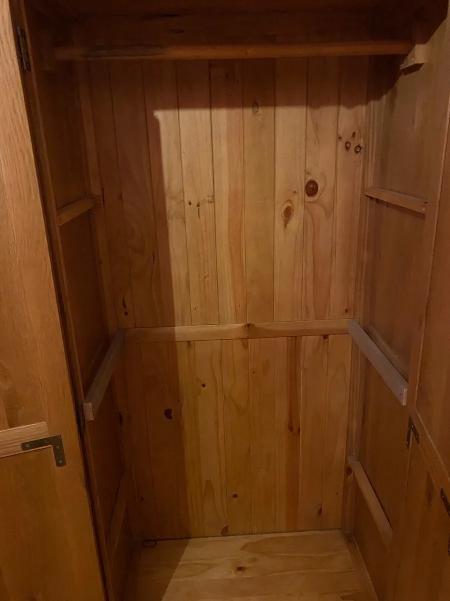 Oak wardrobe - Image 3