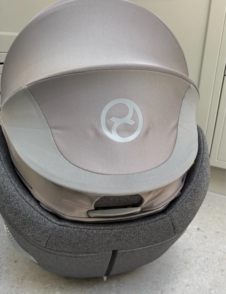 Cybex Sirona T I-Size car seat & isofix base - Image 4