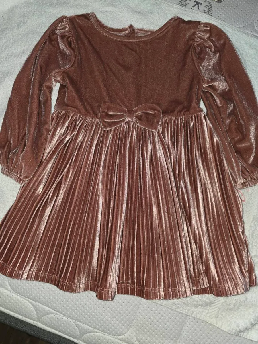 Kids clothing like new some with tag never used - Image 2