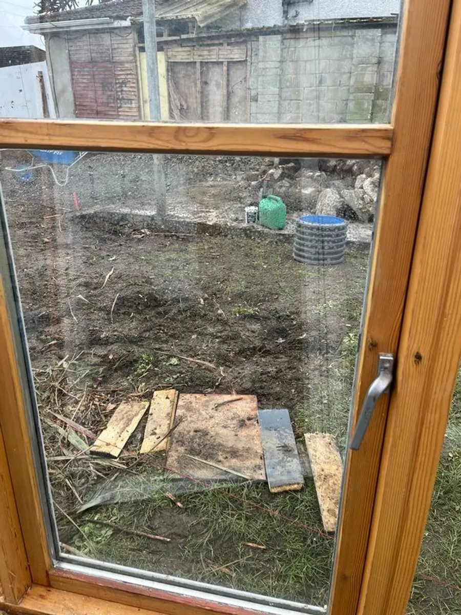 Windows x 2 - Image 1