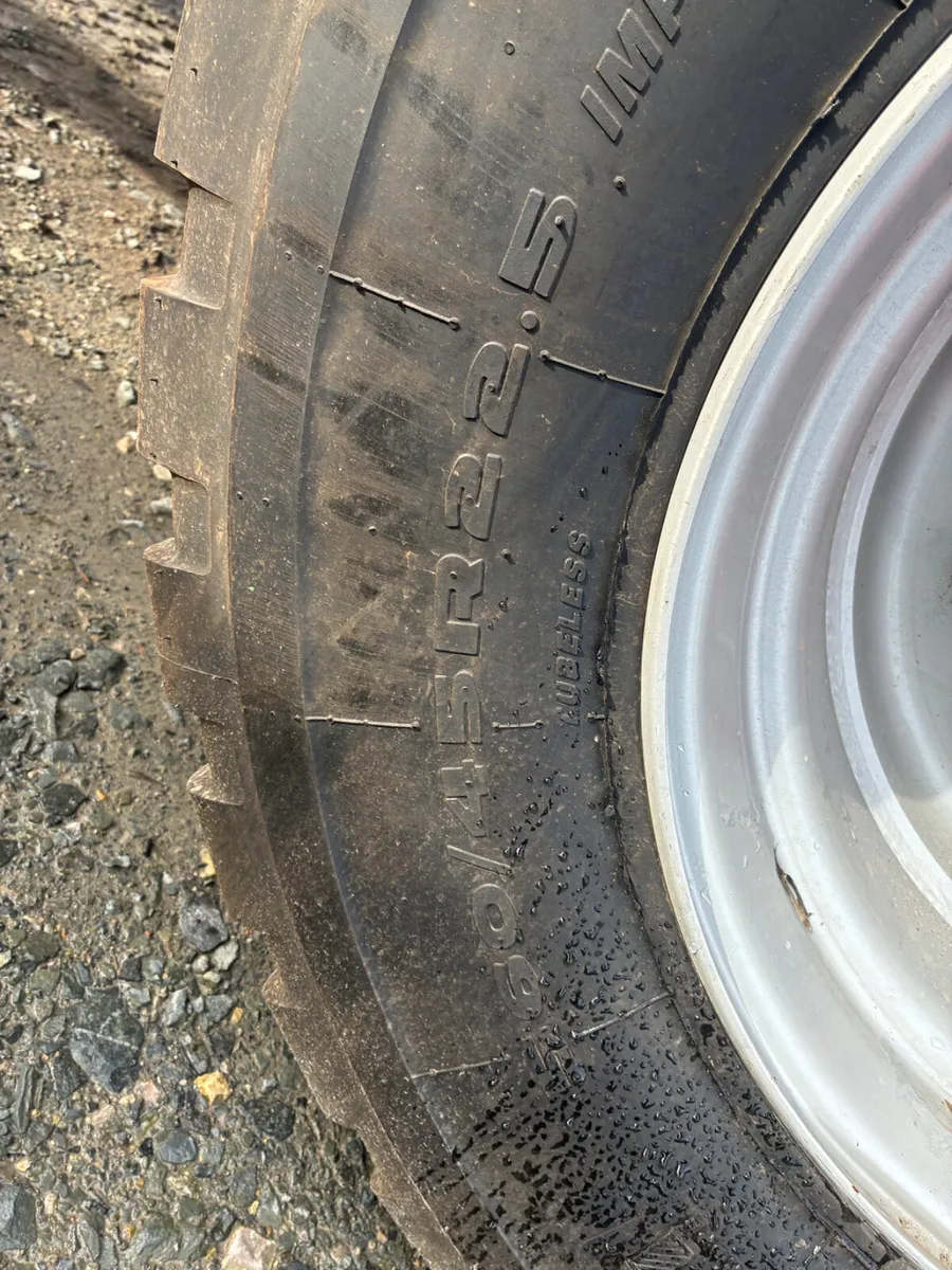 Numac 28ft bale trailer - Image 4