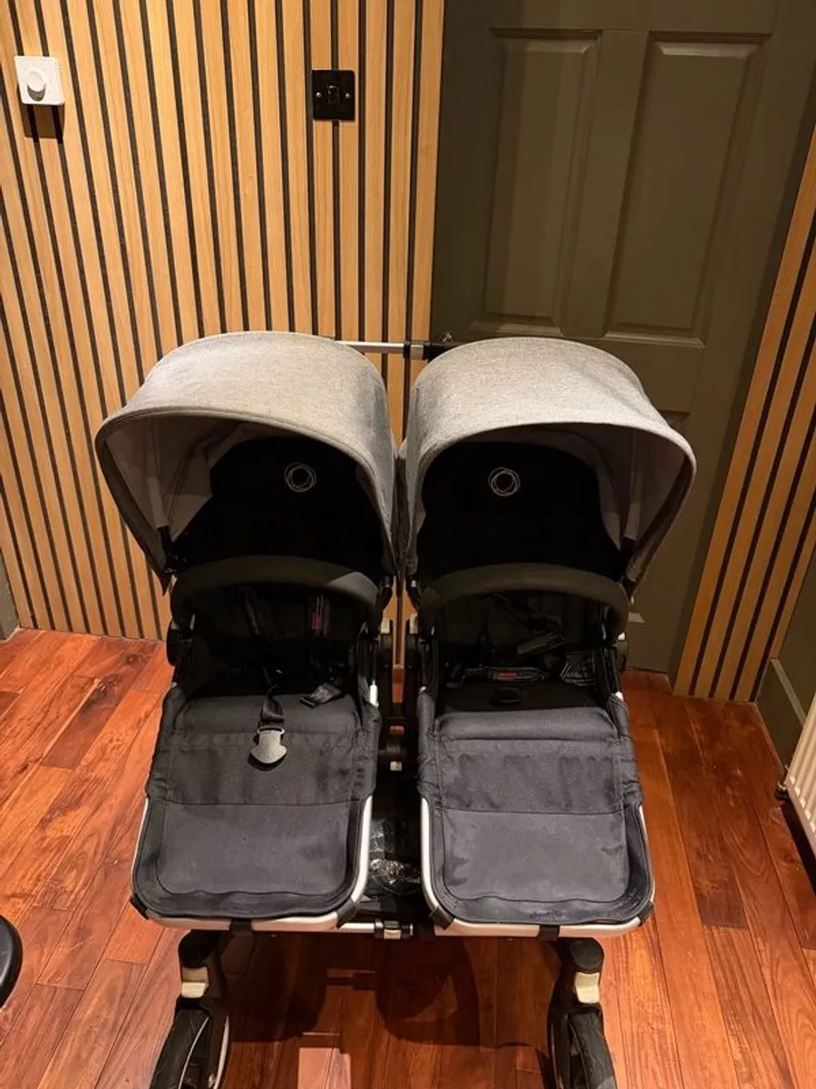 Bugaboo Donkey travel system - Image 1