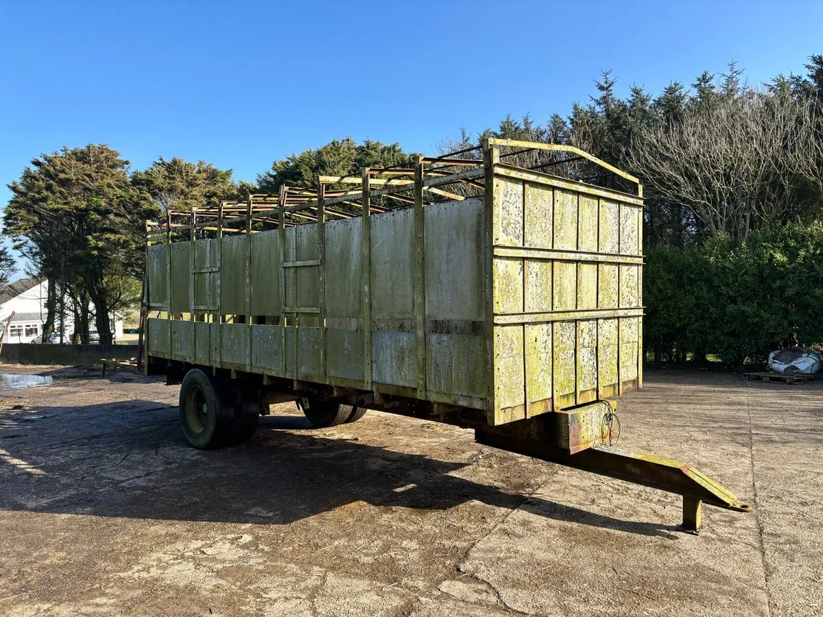 Cattle trailer - Image 2