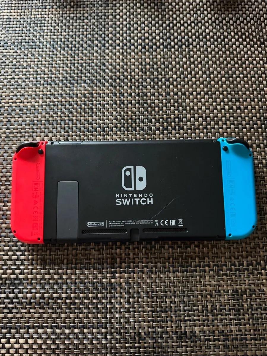 Nintendo switch - Image 2